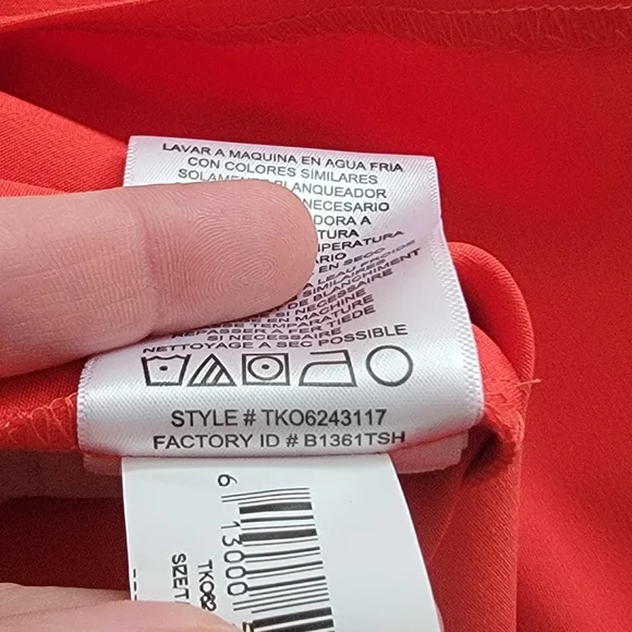 NWT BCBGMaxAzria mini dress, size 0 - Picture 16 of 16